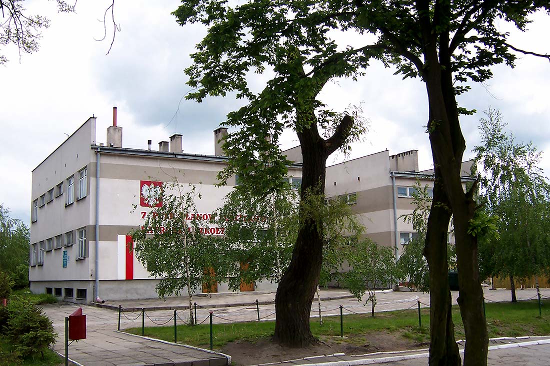 Budynek Przedszkola Samorządowego - fotografia z 2004 roku.