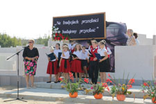 Uroczyste wmurowanie kamienia węgielnego pod budowę szkoły w Świerszczowie
