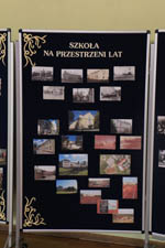 „Szkoła z tradycją w tle” – wystawa fotografii z okazji Jubileuszu 25-lecia nadania szkole imienia 7 Pułku Ułanów Lubelskich