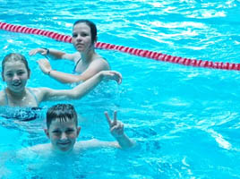 PÓŁKOLONIE 2023 „Wakacje z INICJATYWĄ” – wodne szaleństwo w AQUA Lublin
