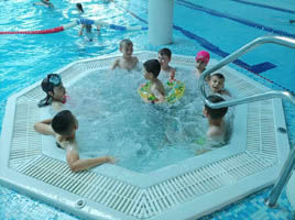 PÓŁKOLONIE 2023 „Wakacje z INICJATYWĄ” – wodne szaleństwo w AQUA Lublin