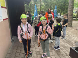 PÓŁKOLONIE 2023 „Wakacje z INICJATYWĄ” – Park linowy w Jedlance