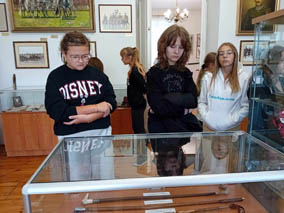Lekcja historii  w Muzeum 7 Pułku Ułanów Lubelskich w Mińsku Mazowieckim dla uczestników projektu ph. „18 opowieści o Cycowie”
