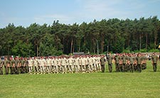 Dyrektor Zespołu Szkół Zbigniew Rutkowski wyróżniony Odznaką Pamiątkową 25 Brygady Kawalerii Powietrznej