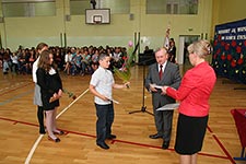 Uroczystość zakończenia roku szkolnego Szkoły Podstawowej