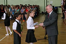 Uroczystość zakończenia roku szkolnego Szkoły Podstawowej