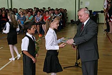 Uroczystość zakończenia roku szkolnego Szkoły Podstawowej