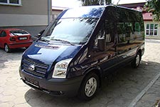 Nowy Ford Transit zakupiony na potrzeby Zespołu Szkół