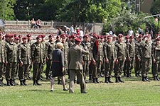 Uczniowie Zespołu Szkół podczas Dni Otwartych Koszar w Tomaszowie Mazowieckim