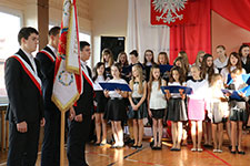 Ojczyzna to my sami, to serca nasze własne