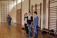 Nauka musztry z instruktorem 7 batalionu kawalerii powietrznej