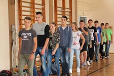 Nauka musztry z instruktorem 7 batalionu kawalerii powietrznej