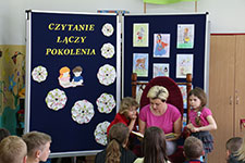 Czytanie łączy pokolenia