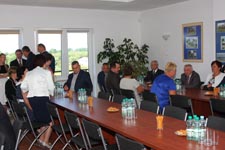 Gmina Cyców ma swój herb i sztandar