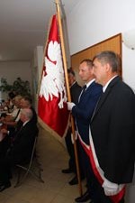 Gmina Cyców ma swój herb i sztandar