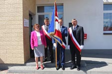 Gmina Cyców ma swój herb i sztandar