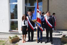 Gmina Cyców ma swój herb i sztandar