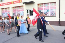 Gmina Cyców ma swój herb i sztandar