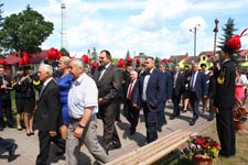 Gmina Cyców ma swój herb i sztandar