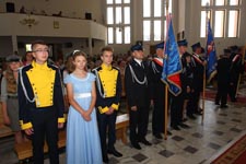 Gmina Cyców ma swój herb i sztandar