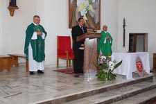 Gmina Cyców ma swój herb i sztandar