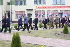 Gmina Cyców ma swój herb i sztandar