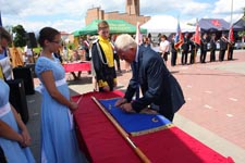 Gmina Cyców ma swój herb i sztandar