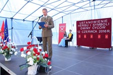 Gmina Cyców ma swój herb i sztandar