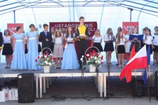 Gmina Cyców ma swój herb i sztandar