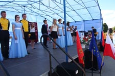 Gmina Cyców ma swój herb i sztandar