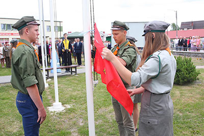 Gmina Cyców ma swój herb i sztandar