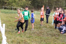 Powiatowe Igrzyska Młodzieży Szkolnej i Powiatowa Gimnazjada w Sztafetowych Biegach Przełajowych pod Patronatem Starosty na Stadionie LKS „Błękit” w Cycowie