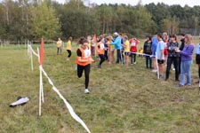 Powiatowe Igrzyska Młodzieży Szkolnej i Powiatowa Gimnazjada w Sztafetowych Biegach Przełajowych pod Patronatem Starosty na Stadionie LKS „Błękit” w Cycowie