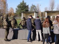 Dzień Otwartych Koszar 7 batalionu kawalerii powietrznej
