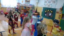 Zabawa andrzejkowa w przedszkolu