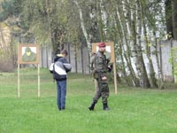 Młodzież uczestniczyła w zajęciach z wojskowymi instruktorami w Tomaszowie Mazowieckim i Glinniku