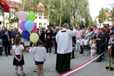 Uroczyste rozpoczęcie roku szkolnego 2018/2019 dla klas I-III SP i dzieci przedszkolnych oraz oddanie do użytku nowego budynku przedszkola