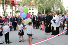 Uroczyste rozpoczęcie roku szkolnego 2018/2019 dla klas I-III SP i dzieci przedszkolnych oraz oddanie do użytku nowego budynku przedszkola