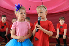 Cudownych Rodziców mam... Występy dzieci z grup 5-latków