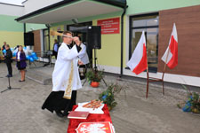 Uroczystość otwarcia nowego budynku Filialnej Szkoły Podstawowej w Świerszczowie