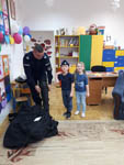 Tato Policjant w grupie Biedronki