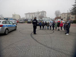 Spotkanie uczniów klas I-III z przedstawicielami Komendy Powiatowej Policji w Łęcznej