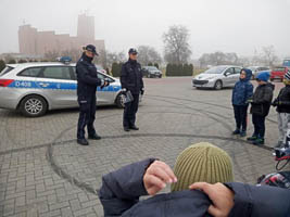 Spotkanie uczniów klas I-III z przedstawicielami Komendy Powiatowej Policji w Łęcznej