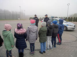 Spotkanie uczniów klas I-III z przedstawicielami Komendy Powiatowej Policji w Łęcznej