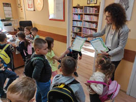 Wycieczka przedszkolaków z Punktów Przedszkolnych w Kopinie i Bekieszy do Gminnej Biblioteki w Cycowie