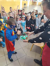 Bohaterowie Disney’a w szkole