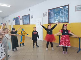 Bohaterowie Disney’a w szkole