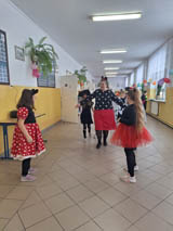 Bohaterowie Disney’a w szkole