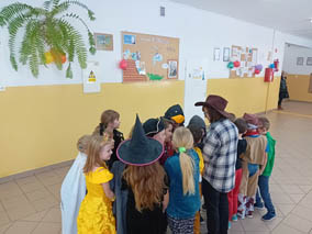 Bohaterowie Disney’a w szkole