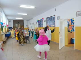 Bohaterowie Disney’a w szkole